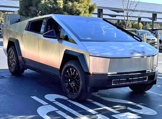 Cybertruck FULL FRONT VIEW! (2/9/23) | Tesla Cybertruck Forum - News ...