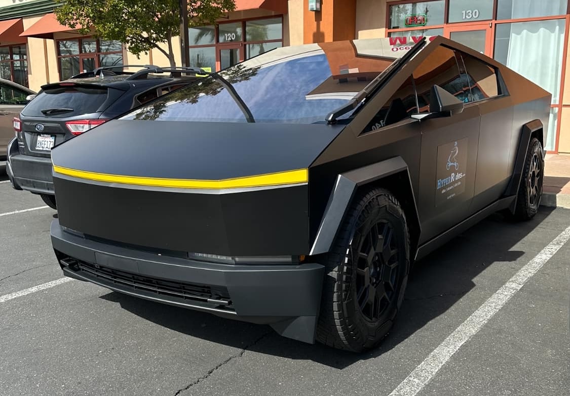 Yellow front lightbar on satin black Cybertruck | Tesla Cybertruck ...